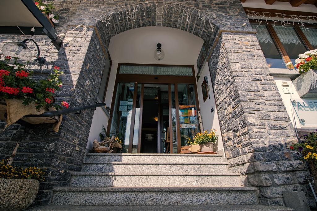 Albergo Moderno&Spa Fuipiano Valle Imagna Esterno foto